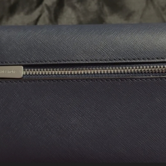 Michael kors purse and wallet set - Picture 8 of 10